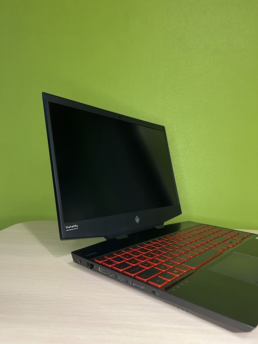 Ігровий ноутбук HP OMEN 15, i5+ RTX 2060