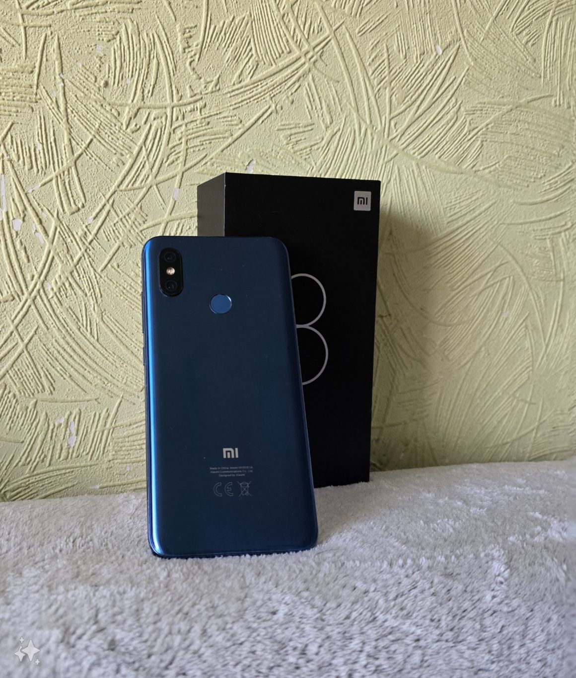 Б/у Мобільний телефон mi 8