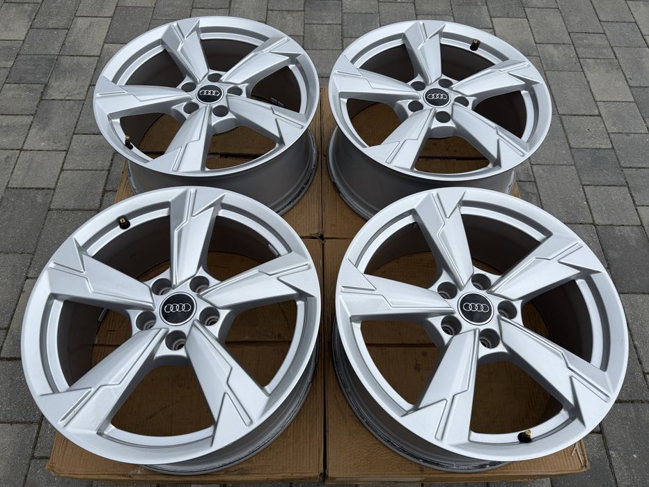 Oryginalne felgi Audi 18” A4 A5 A6 Q5 5x112 ET39 4K0 s-line