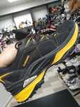 Кроссовки кроси Lowa gore tex