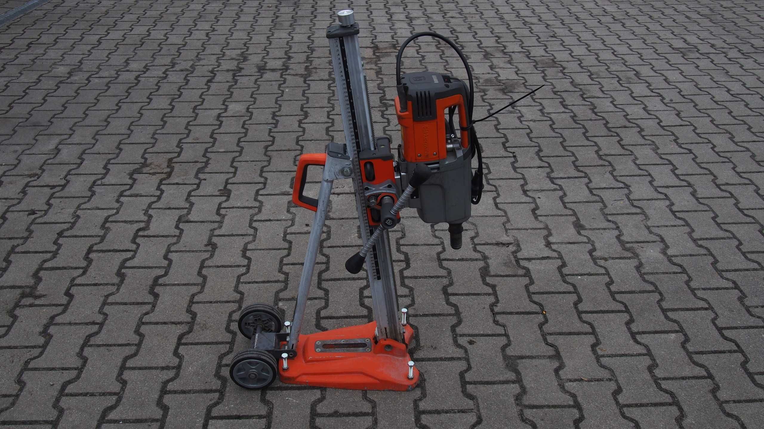 HUSQVARNA DM 280 DS 250 Statyw Wiertnica Elektryczna