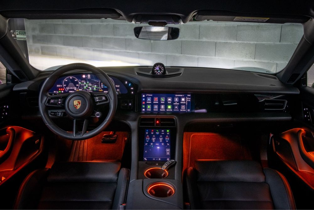 Porsche Taycan Sport Turismo - Performance Plus - FULL EXTRAS