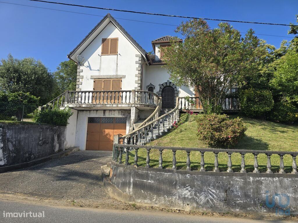 Casa / Villa T3 em Moure de 220,00 m2