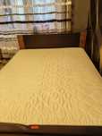 Продам кровать 160/200 с матрасом