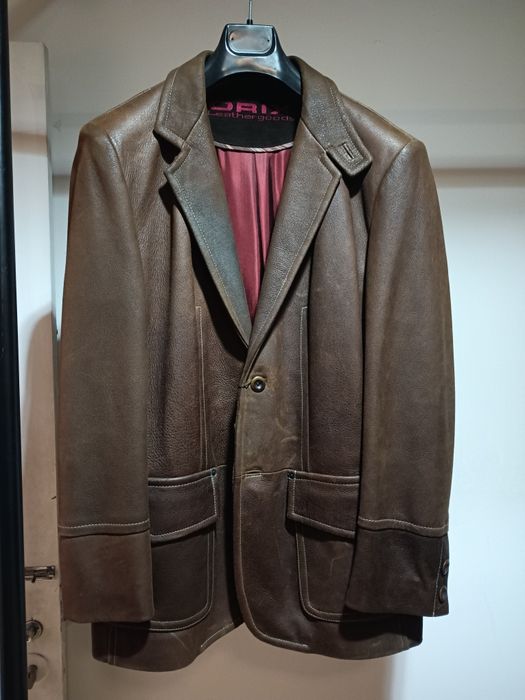 Blazer em Pele Genuína