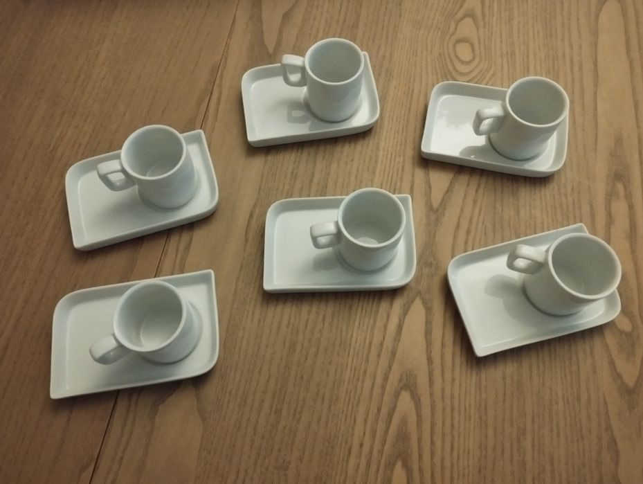 Conjunto 6 chávenas de café com pires