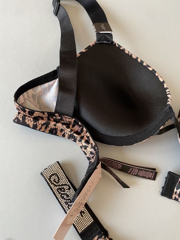 Леопадовий комплект білизни Victorias Secret