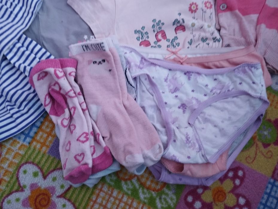 Zestaw ubranek na lato dla dziewczynki 122