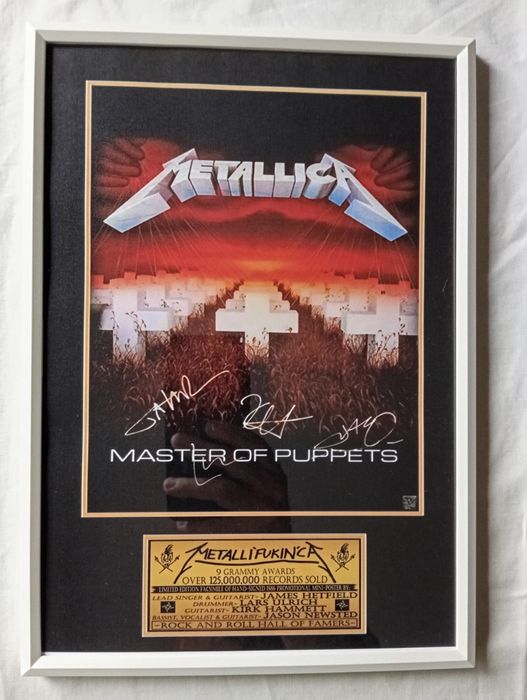 Moldura Metallica Master of Puppets com Autógrafos (A4)