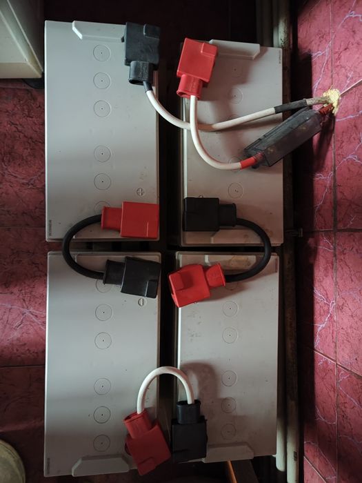 Акумулятори VOTIK AGM 12v на на 100 Ah