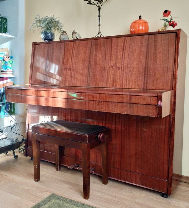 Pianino Belarus stan dobry odbiór osobisty