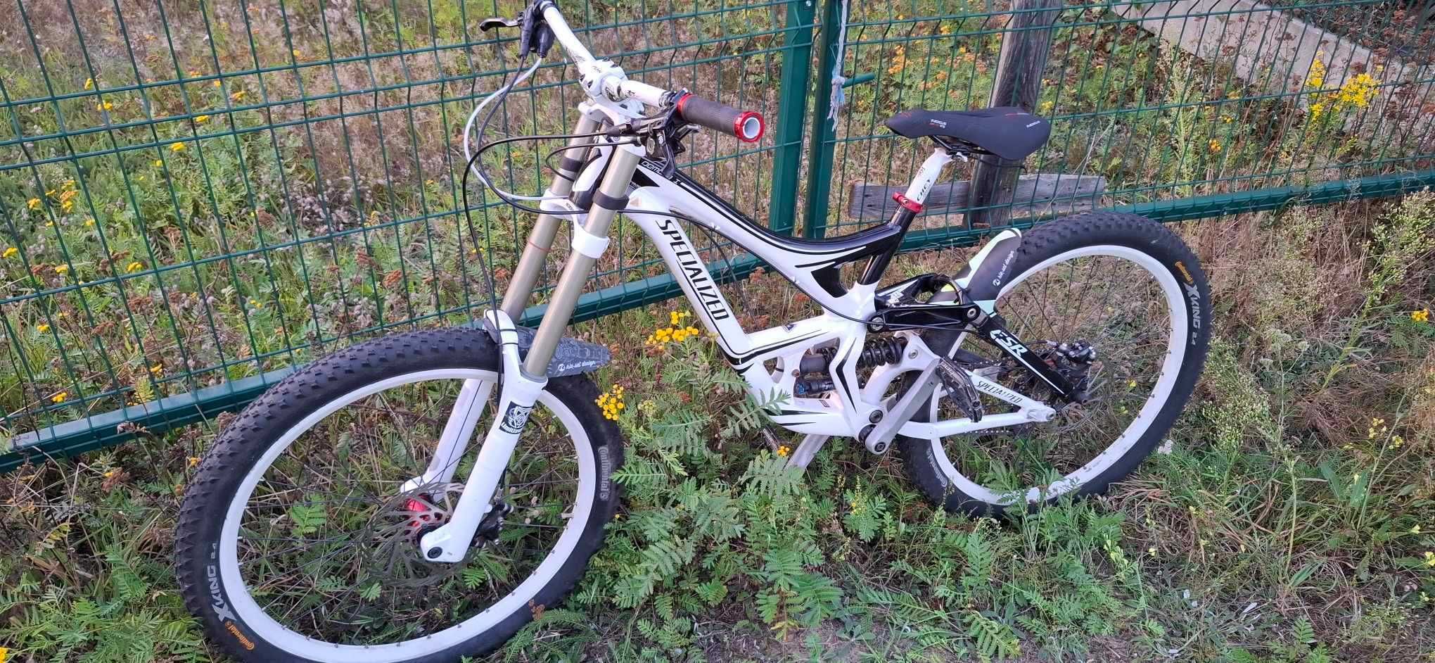 Specialized demo 8