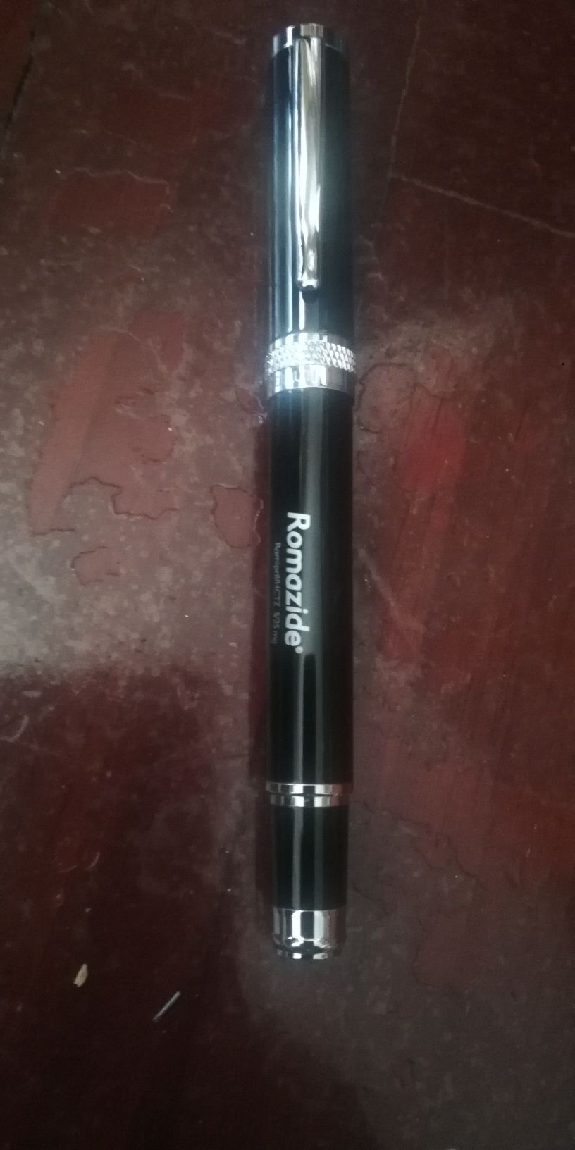 Caneta preta em otimo estado