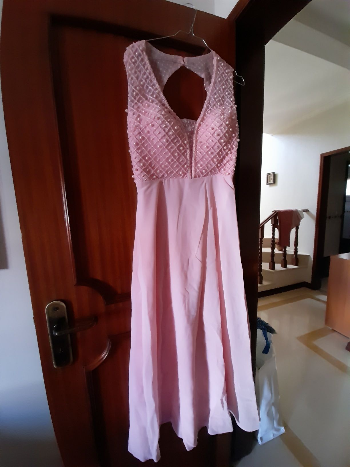 Vestido comprido  em rosa