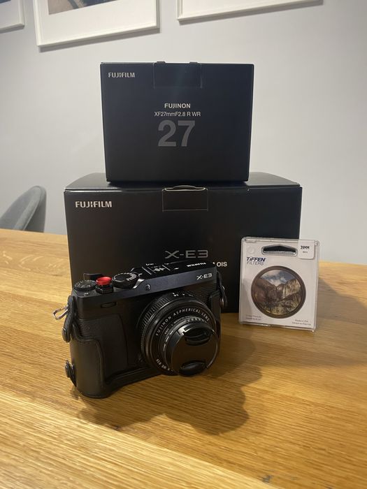 Fujifilm x-e3 z obiektywem fujinon 27mm 2.8, filtr tiffen, case fuji