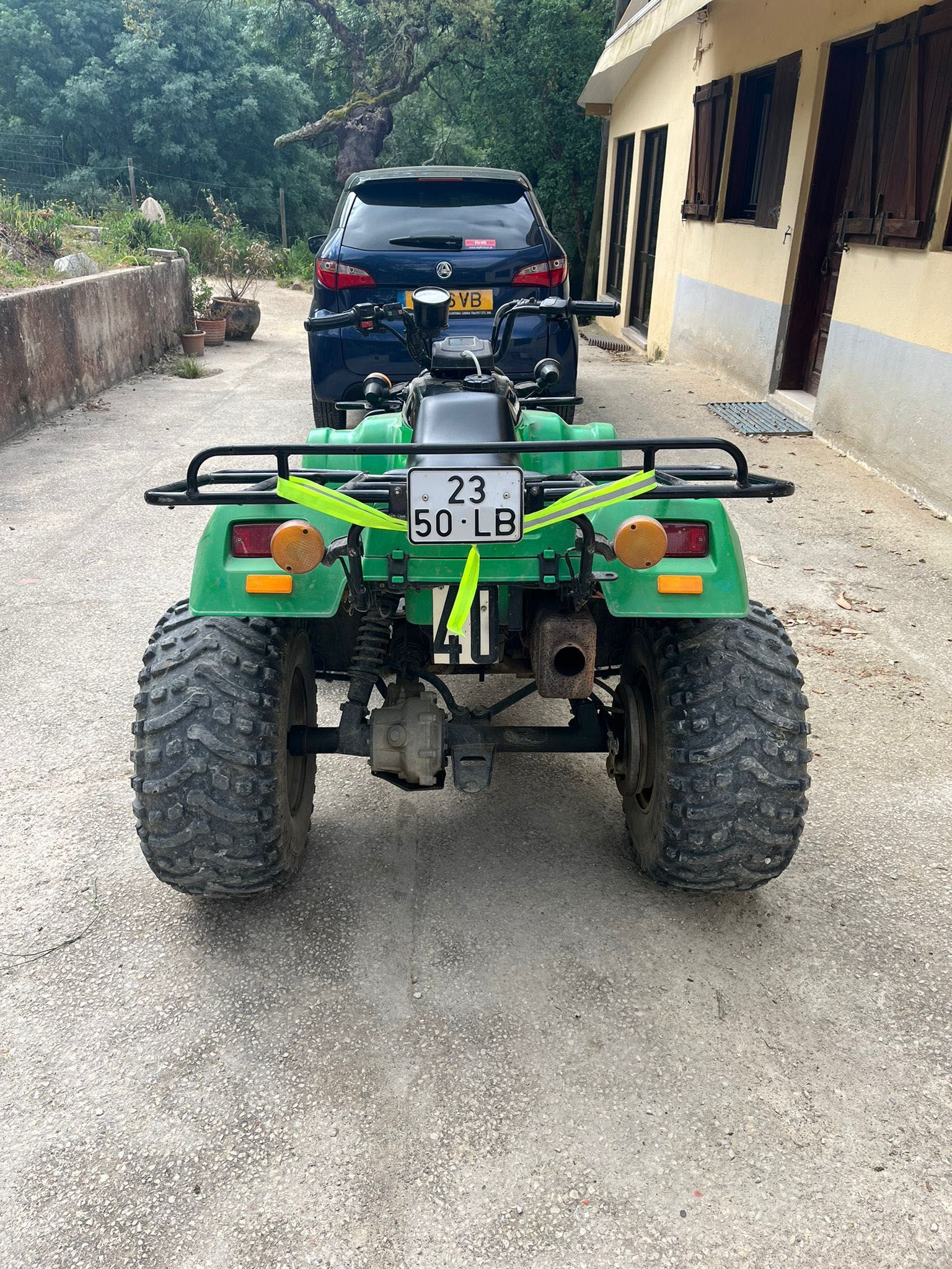 Moto 4 klf 220 em bom estado