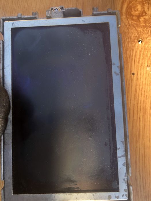 Екран до автомобіля мерседес Е212