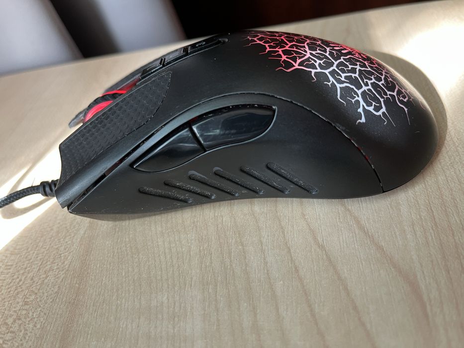 Геймкрська миш bloody A90
