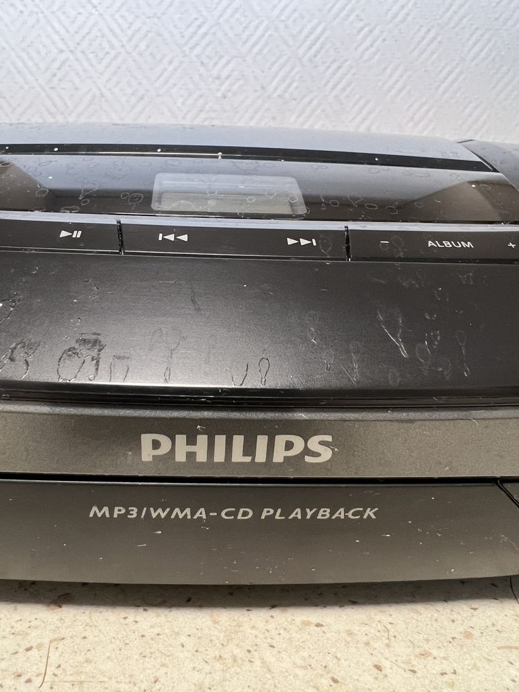 Radio Philips Boombox CD  AZ1837