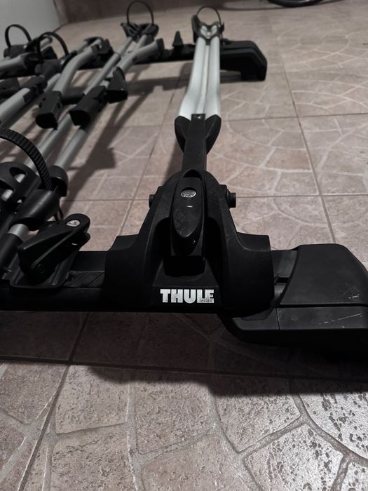 Bagażnik dachowy Mont Blanc + 4 listwy na rowery Thule - Komplet