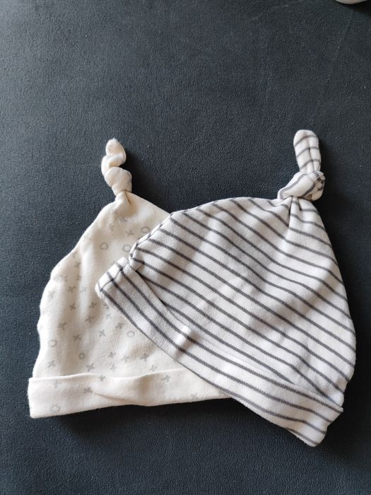 Czapeczki niemowlęce 2 sztuki