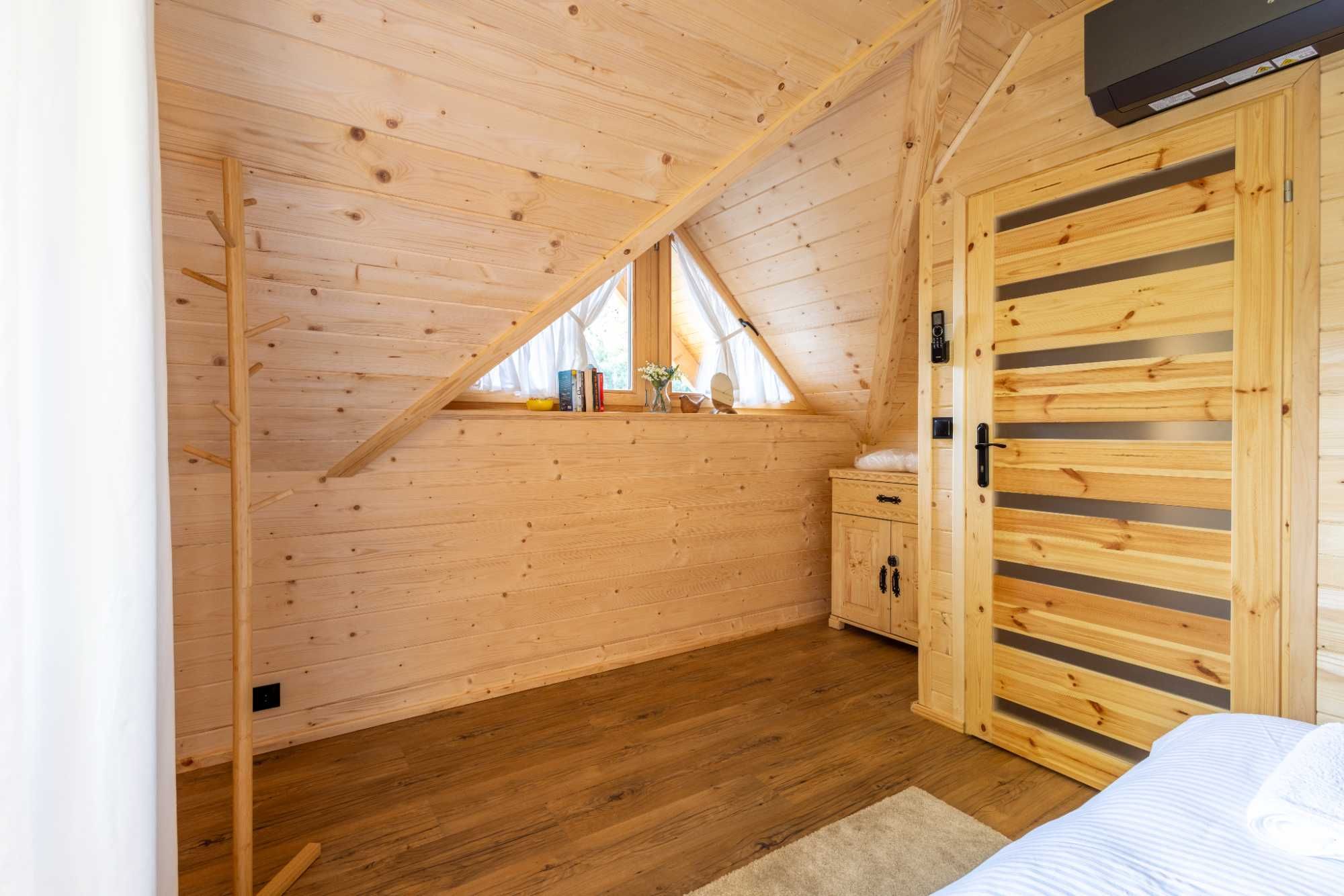 Domki do wynajęcia z jacuzzi i sauną – blisko rzeki Narew!