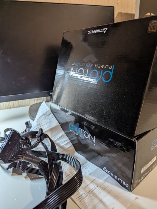 Новий з магазину блок живлення Chieftec Proton 600W