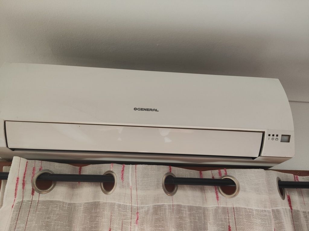 Ar condicionada general como novo, pouco usado