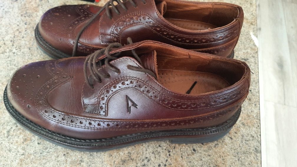 buty skórzane brązowe Stenmark 41
