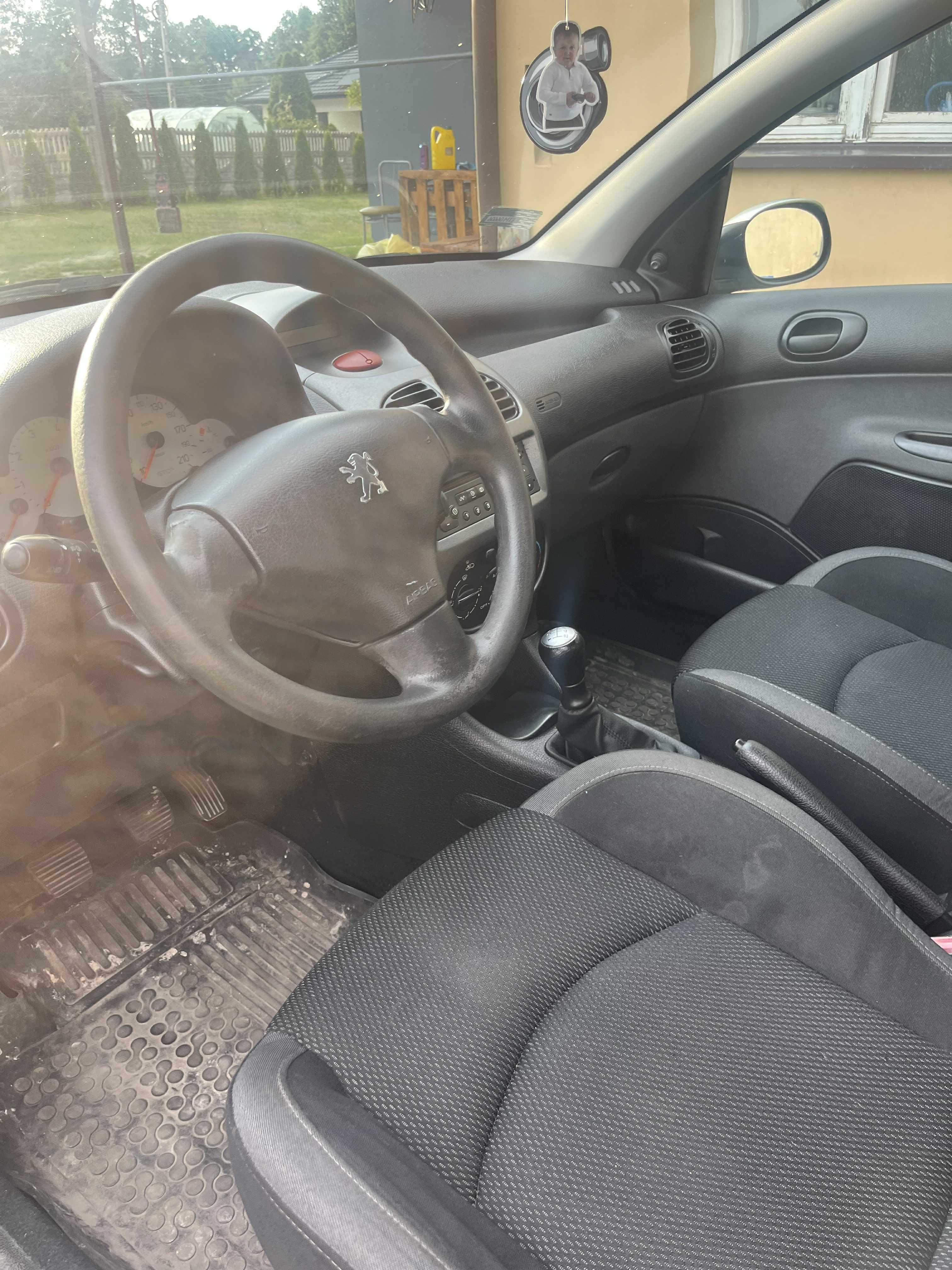 Peugeot 206 1.4 75KM 2005r.