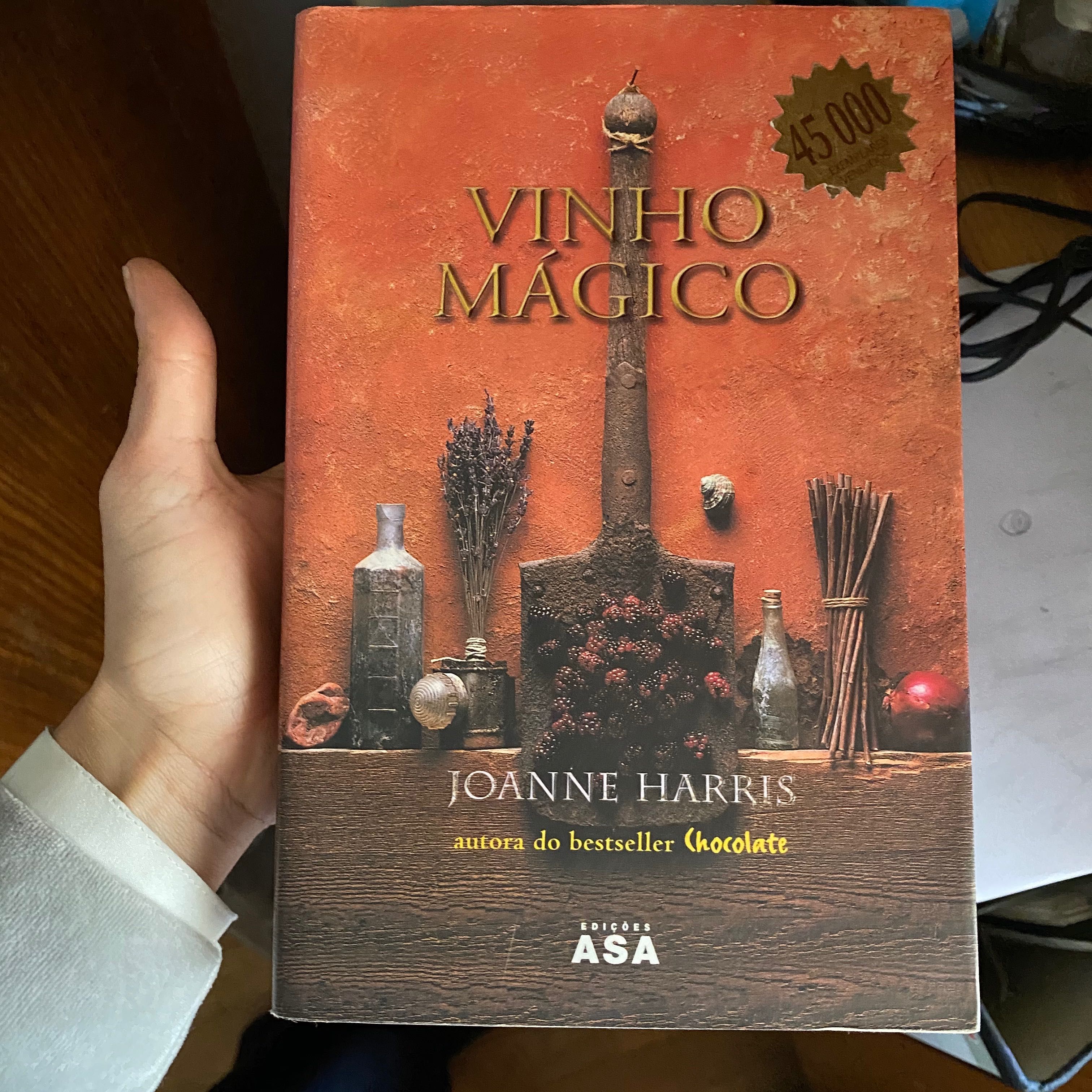 Livro de Joanne Harris O vinho mágico