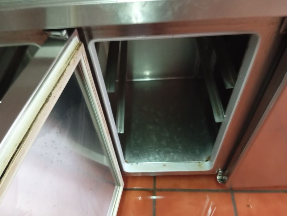 Balcão frigorífico de café