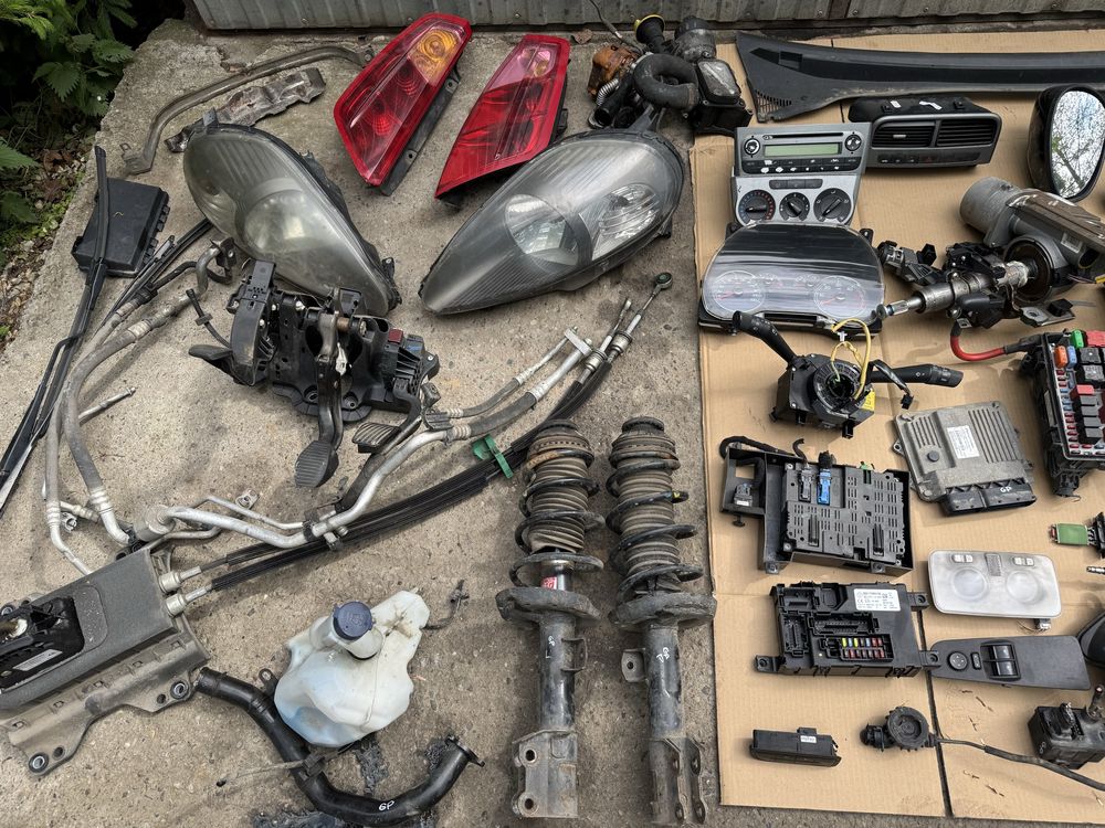 Fiat Grande Punto 1.3 multijet pas lampa stacyjka komputer lusterko