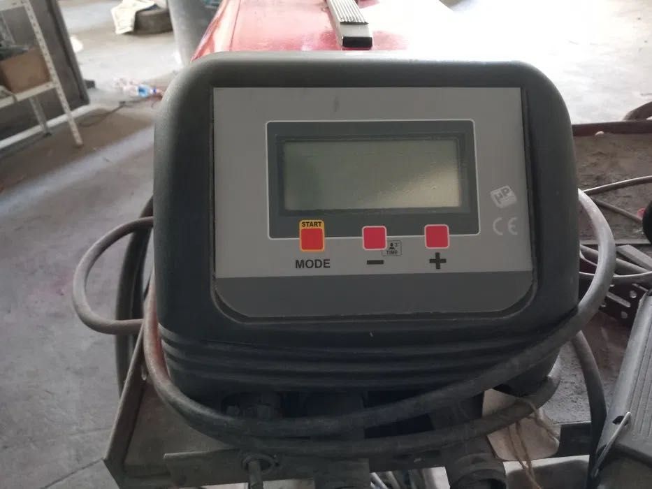 Máquina de Soldar por Pontos (Como Nova)