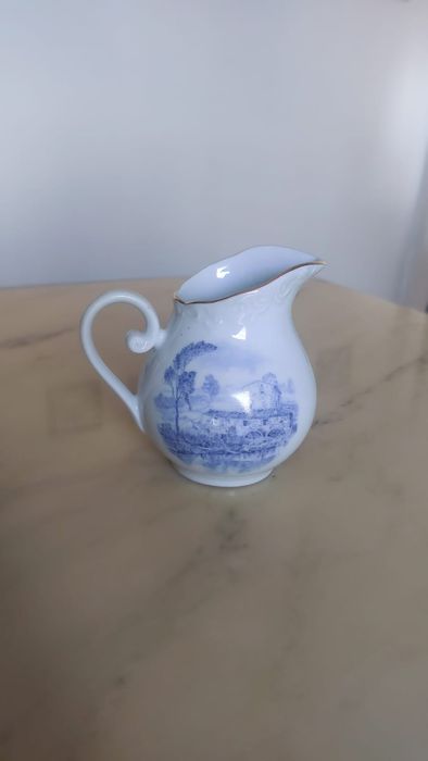 Conjunto de chá antigo