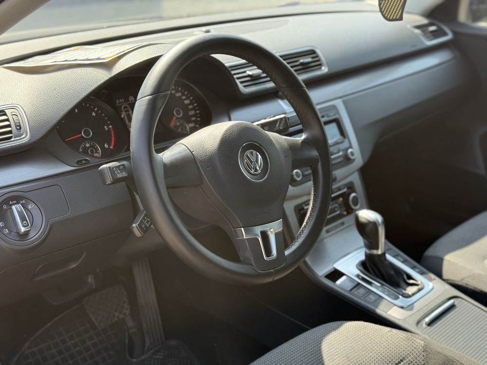 Volkswagen Passat b7 2.0 TDI DSG