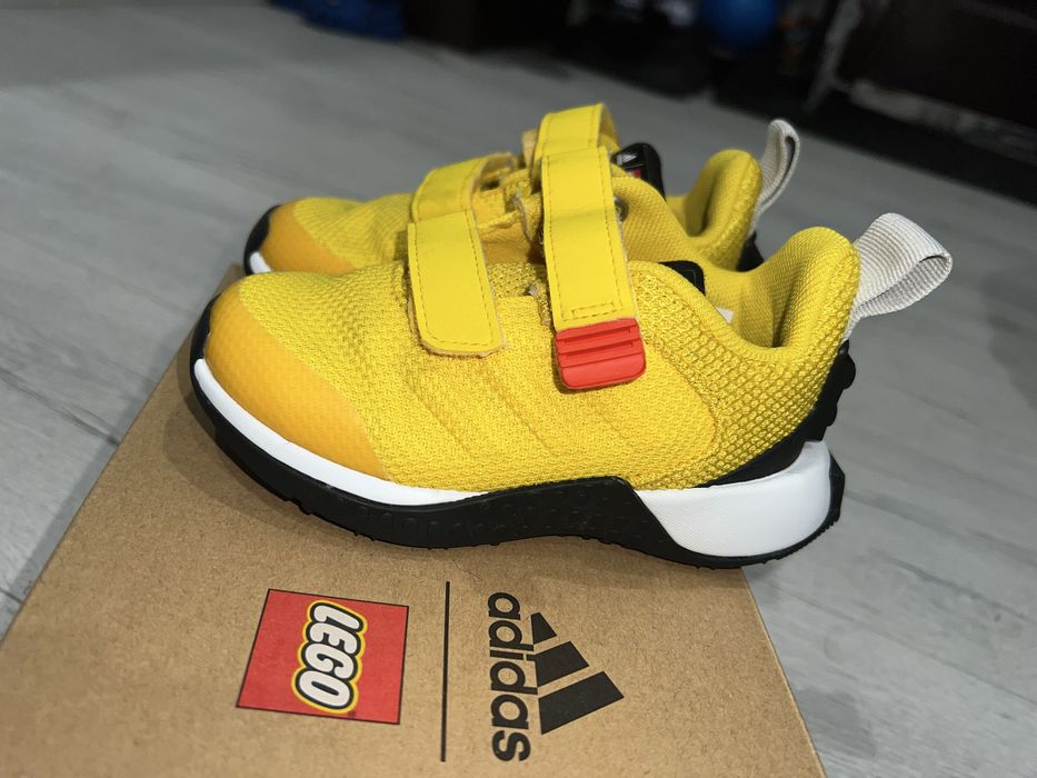 Дитячі кросівки adidas lego 24-25 розмір