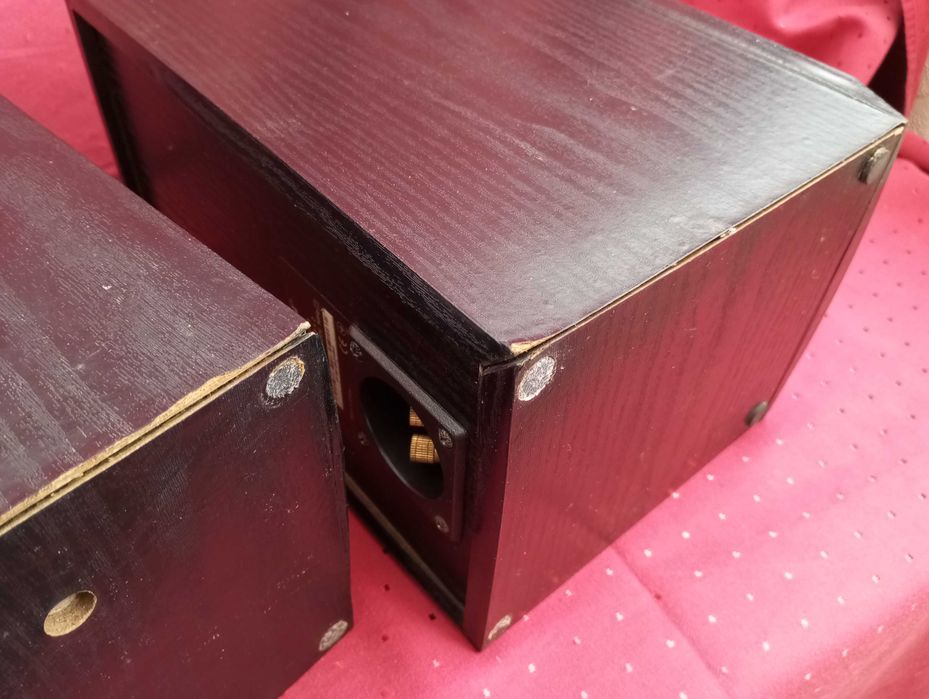 Корпусы черного цвета пустые компьютерных колонок Sven AF, BF-11 пара