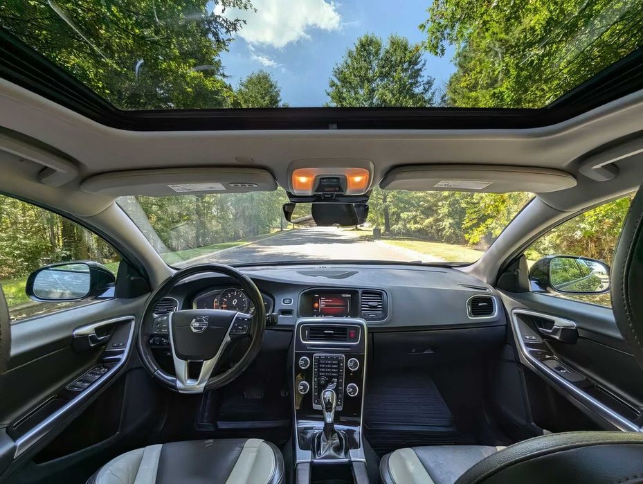 Volvo S60      2017