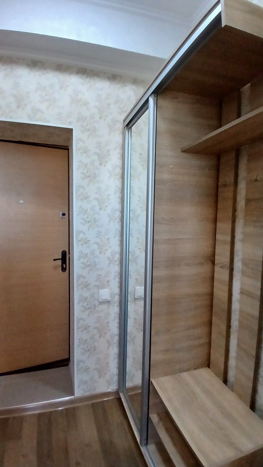 Здам кімнату без господаря.вул..  Момота .