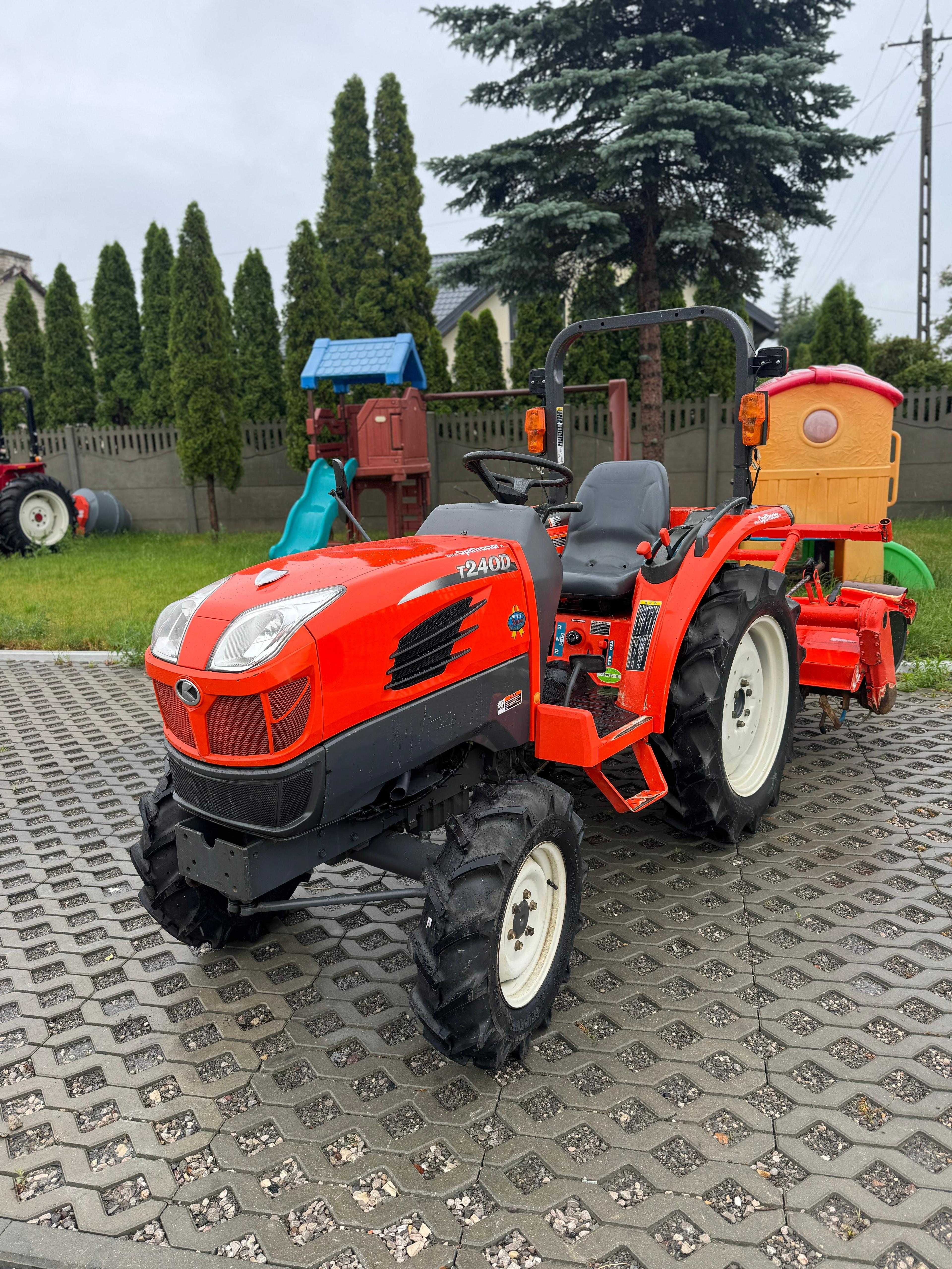 KUBOTA T240d,  25hp,4x4, Rewers, Wspomaganie, Manual, ZAREJESTROWANY
