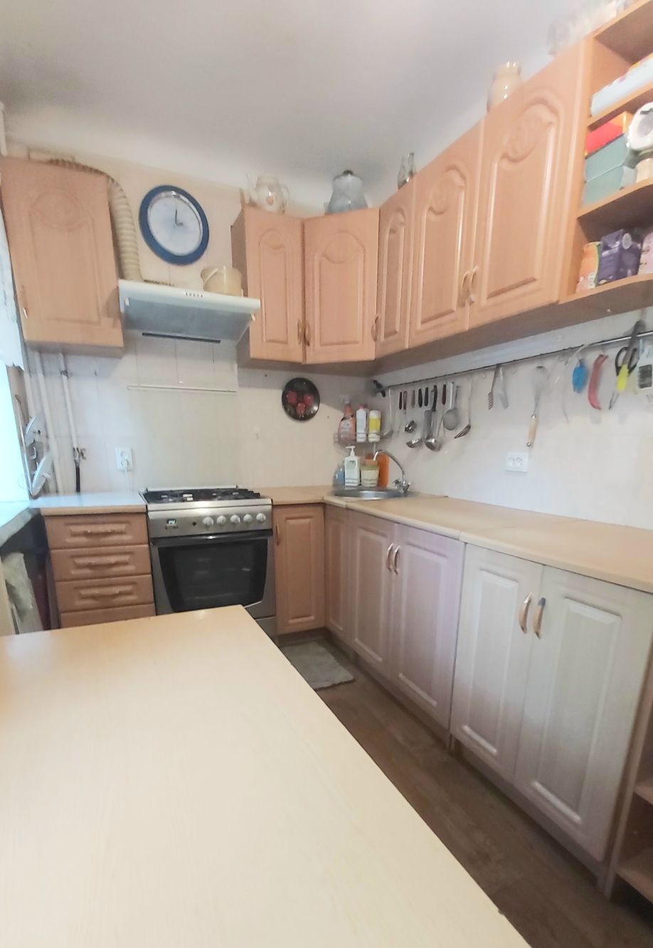 Продам 3 комнатную улучшенной планировки в кирпичном доме, 3 этаж!