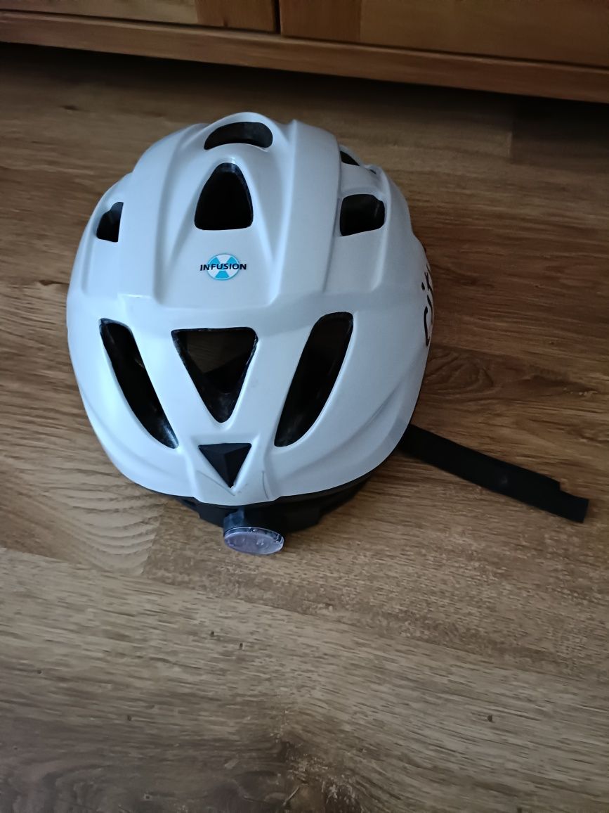 Kask rowerowy Fischer Infusion L city głowę biały kolarski rower