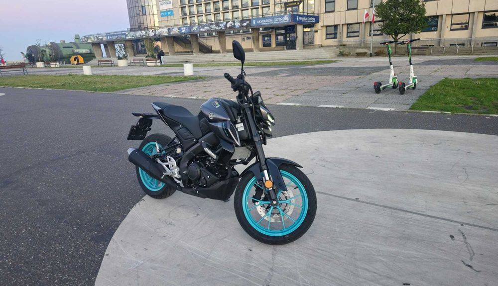 Odstąpię  leasing Motocykl Yamaha mt125