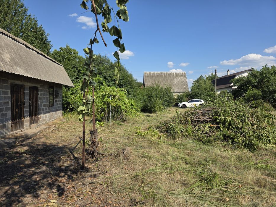 Ревне, 20 соток з будинком