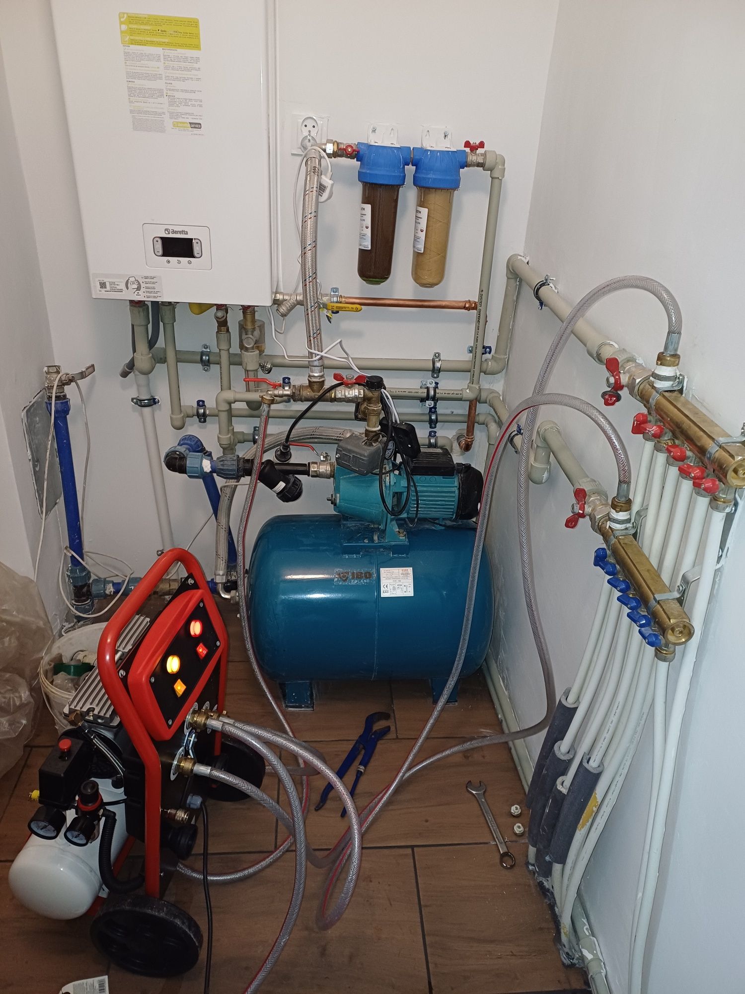 Czyszczenie instalacji co,płukanie podłogówki,montaż kotłów,klimatyzac