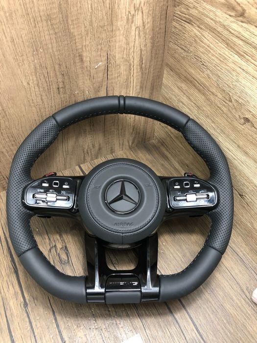 Volante Mercedes Full Black