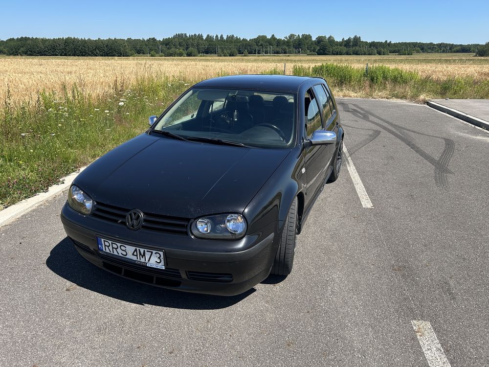 Golf 4 (sprawna klima ) 1.9 TDI