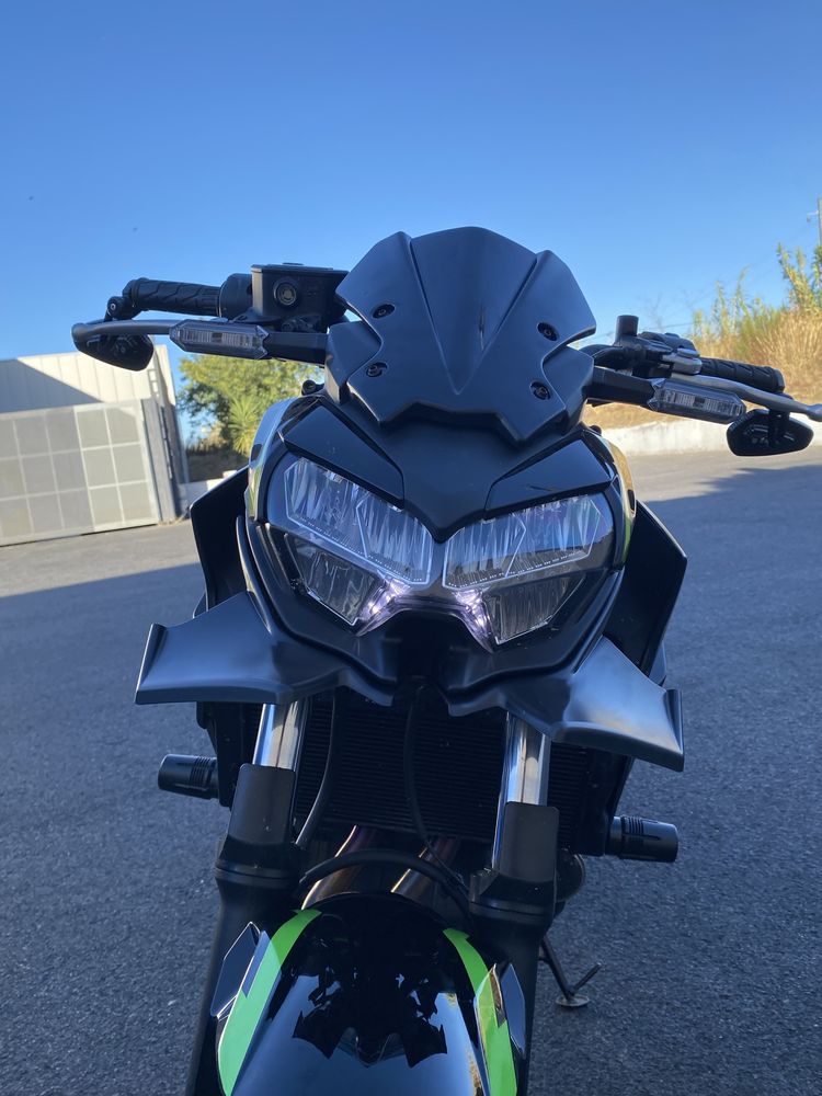 Kawasaki modelo z650.