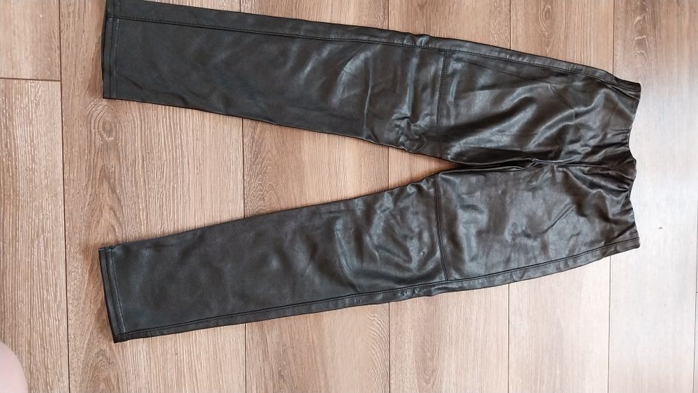 Skórzane spodnie 134 hm